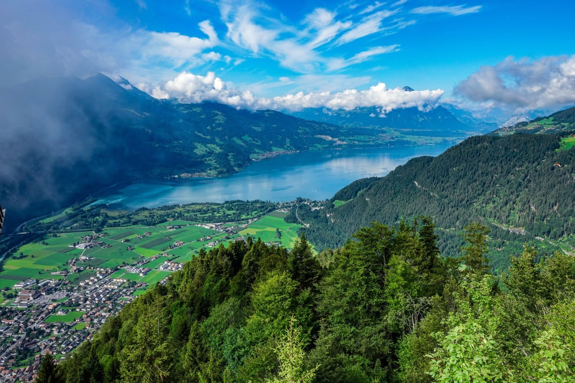 Interlaken: Switzerland's adventure capital, offering thrilling activities amidst stunning scenery.