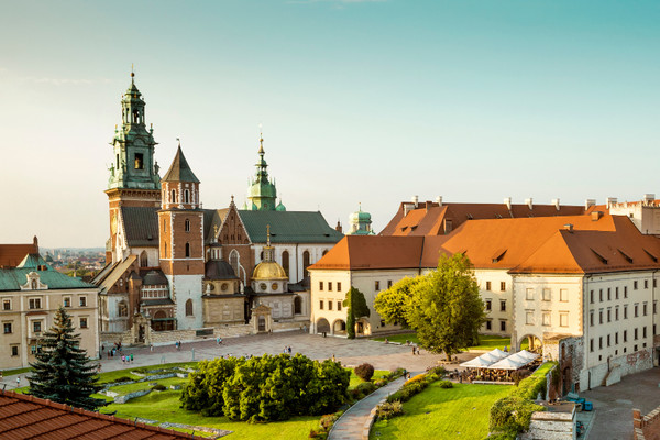 Discover Krakow, Poland in 2024, a cheap European travel destination with rich history and culture, featuring the iconic Wawel Castle.