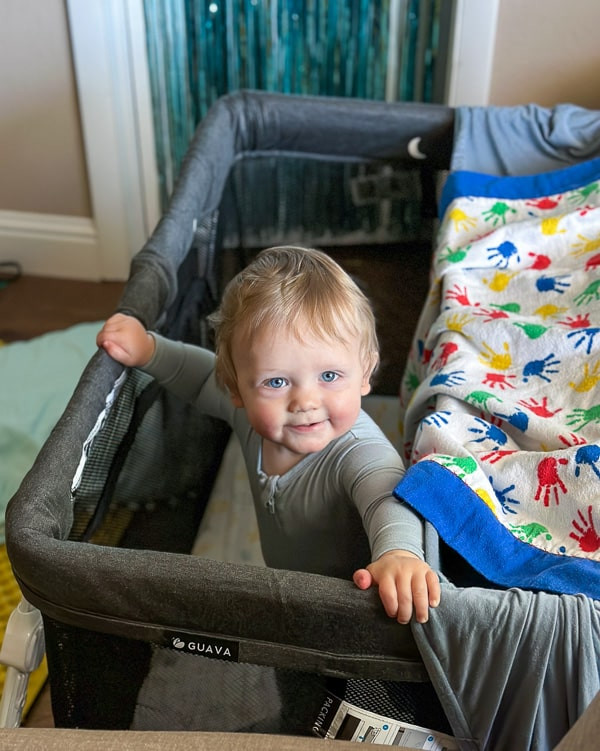 guava lotus travel crib review