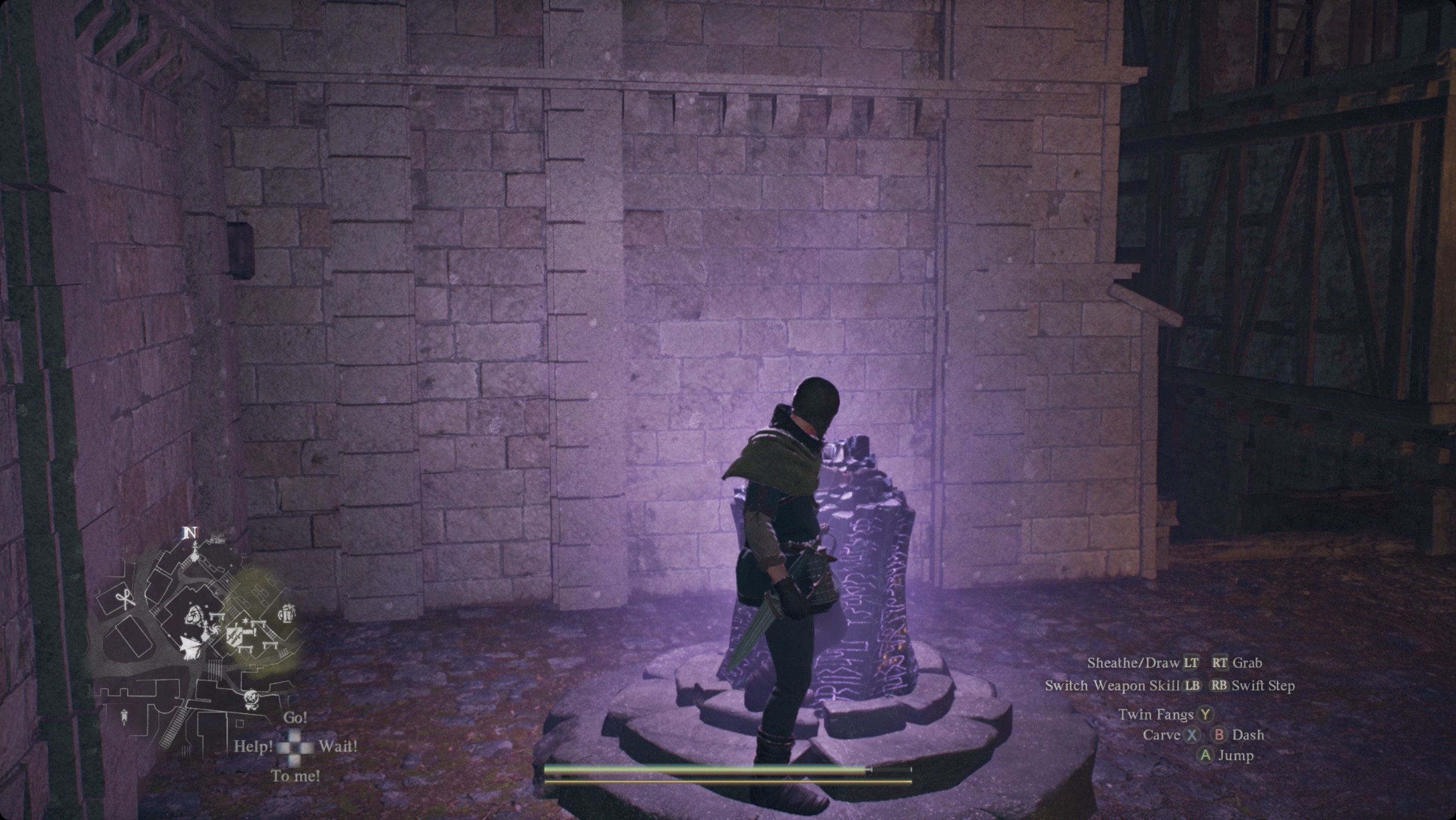 Dragon's Dogma 2 player activating the portcrystal in Vernworth